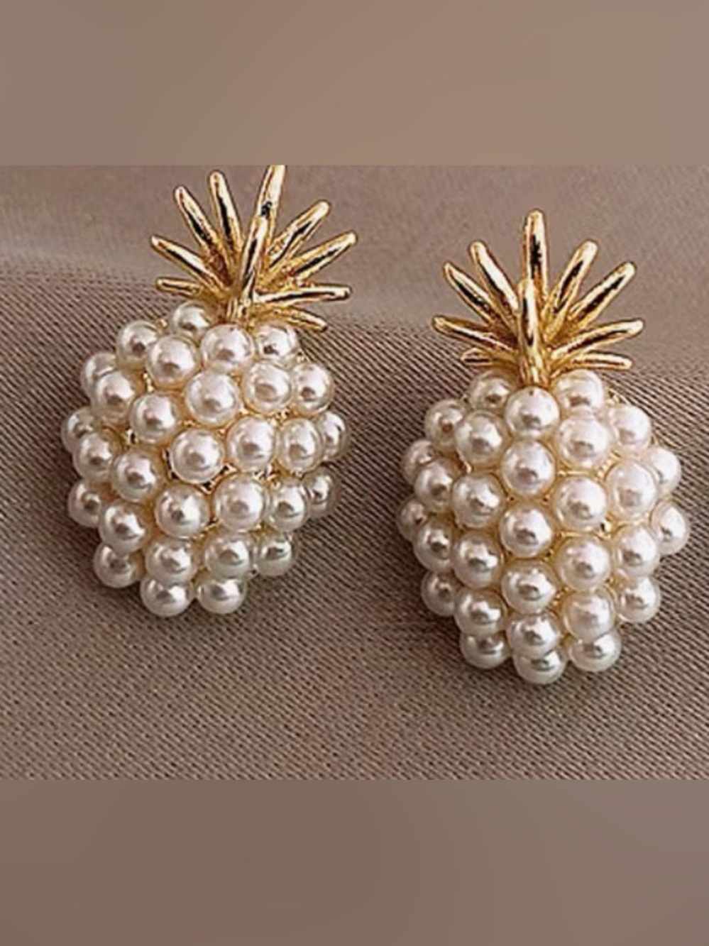 ✨3/$20 Pineapple Faux  Pearl Fashion Earrings - Gold & White